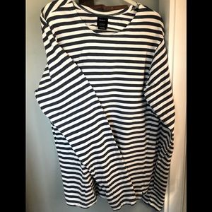 RVCA striped sweatshirt shirt/sweater looped French terry cotton style. NWOT